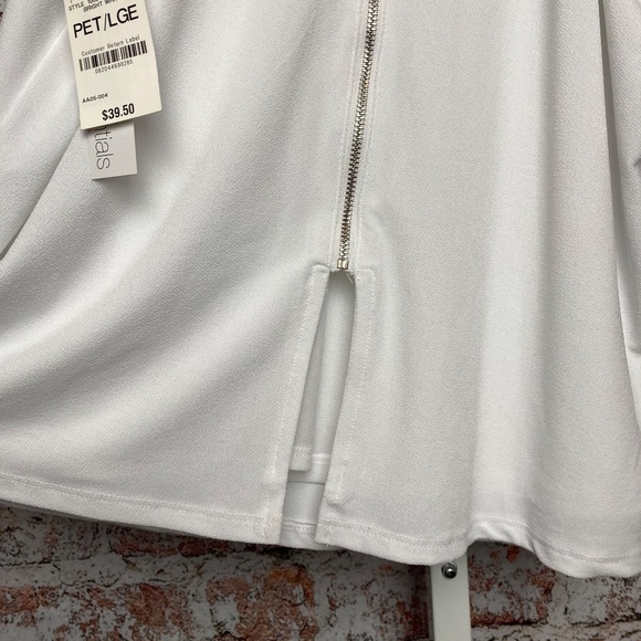NWT Bar III Womenʻs Bright White Spaghetti Strap Zip Back Blouse Size PL - Picture 4 of 9